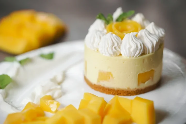 mango cream chiffon cake