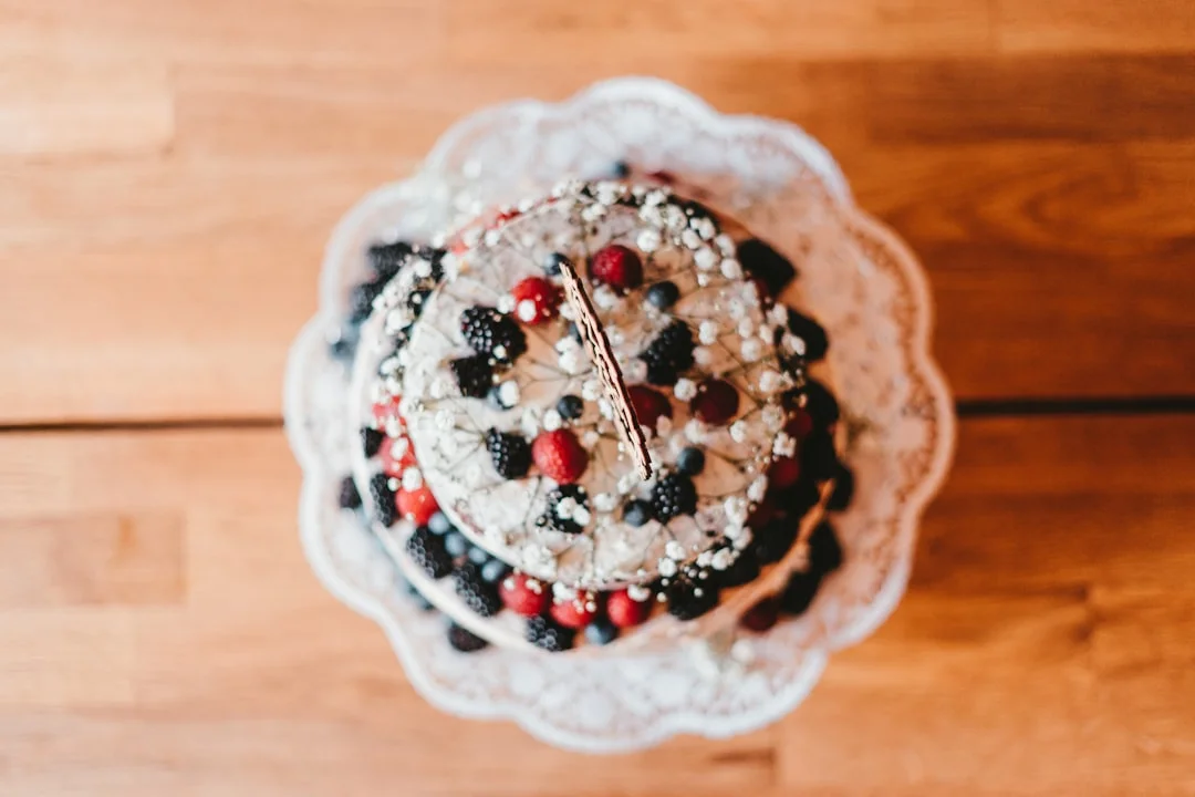 berry chantilly cake