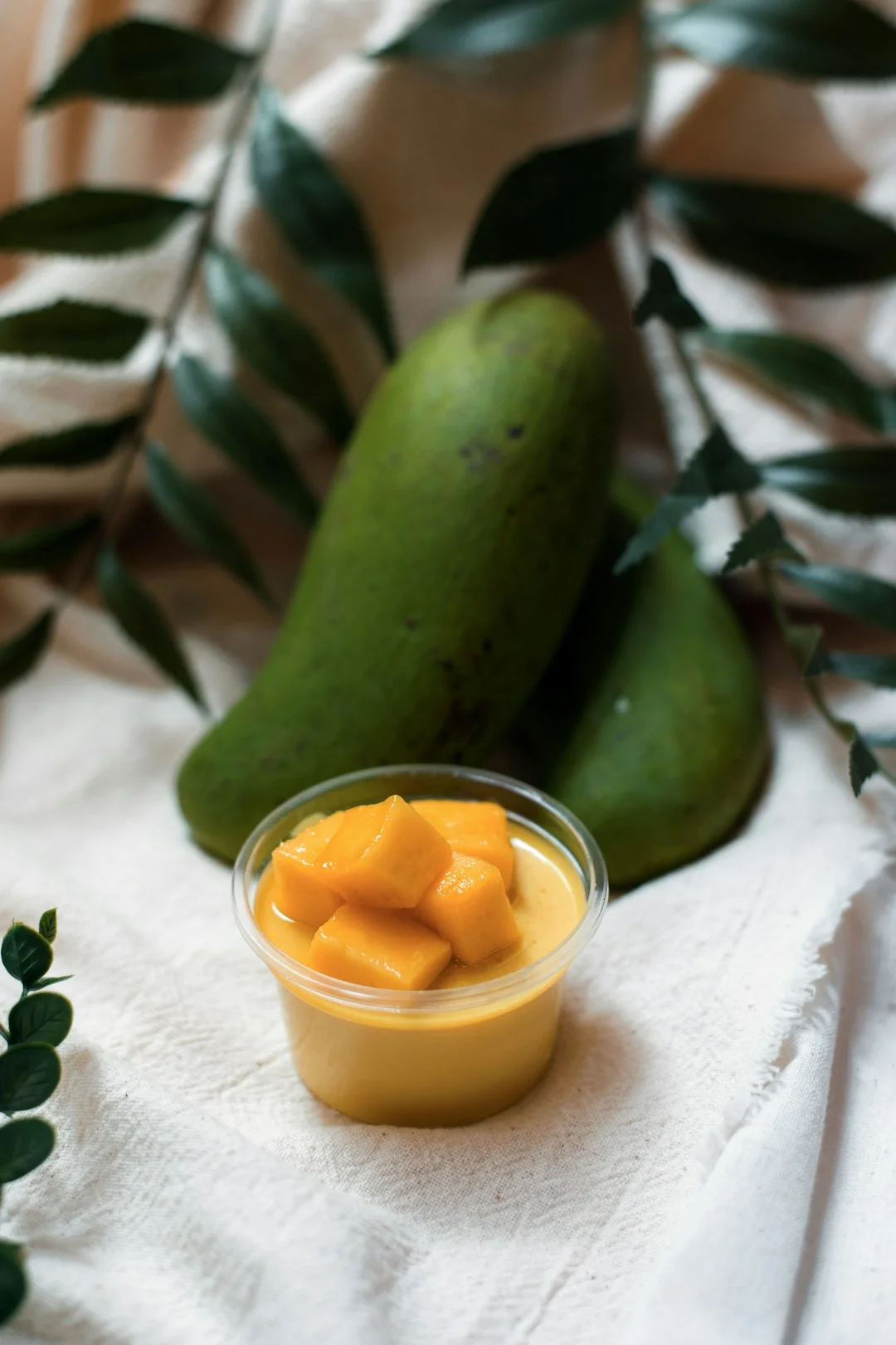 no bake mango cheesecake cups
