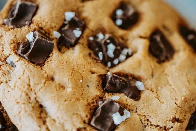 single serve chocolate chip cookie