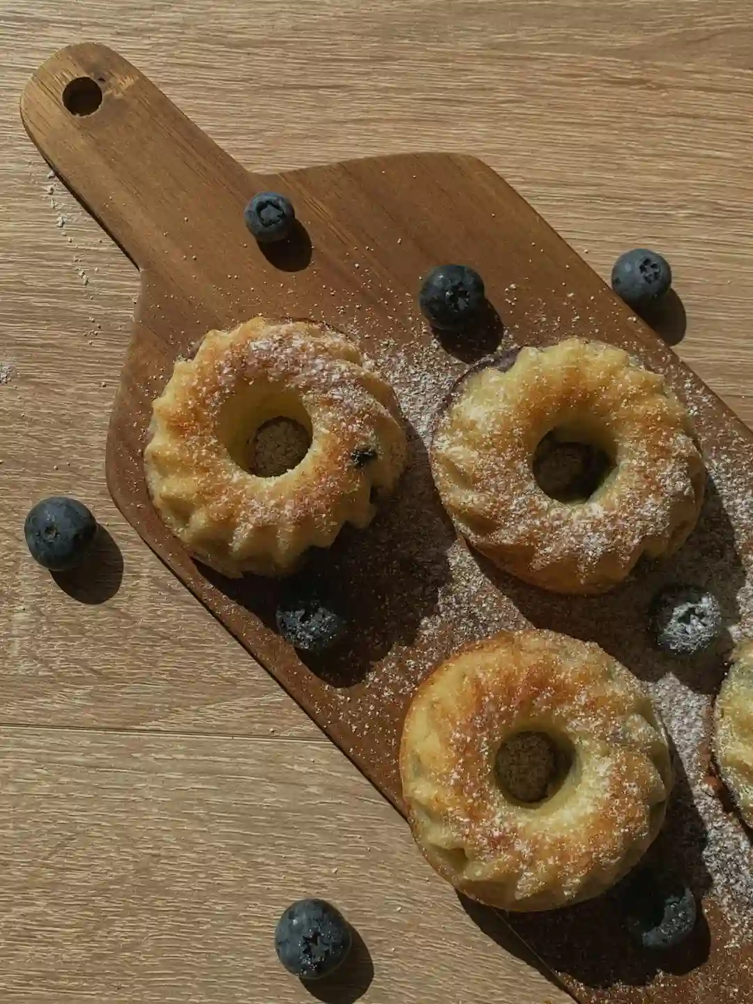 creme brulee donut rolls -- Preparing the Vanilla Custard Filling creme brulee donut rolls