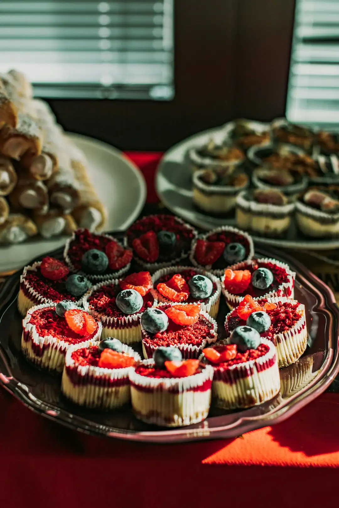 Mini Cheesecakes -- Serving and Storage Ideas Mini Cheesecakes