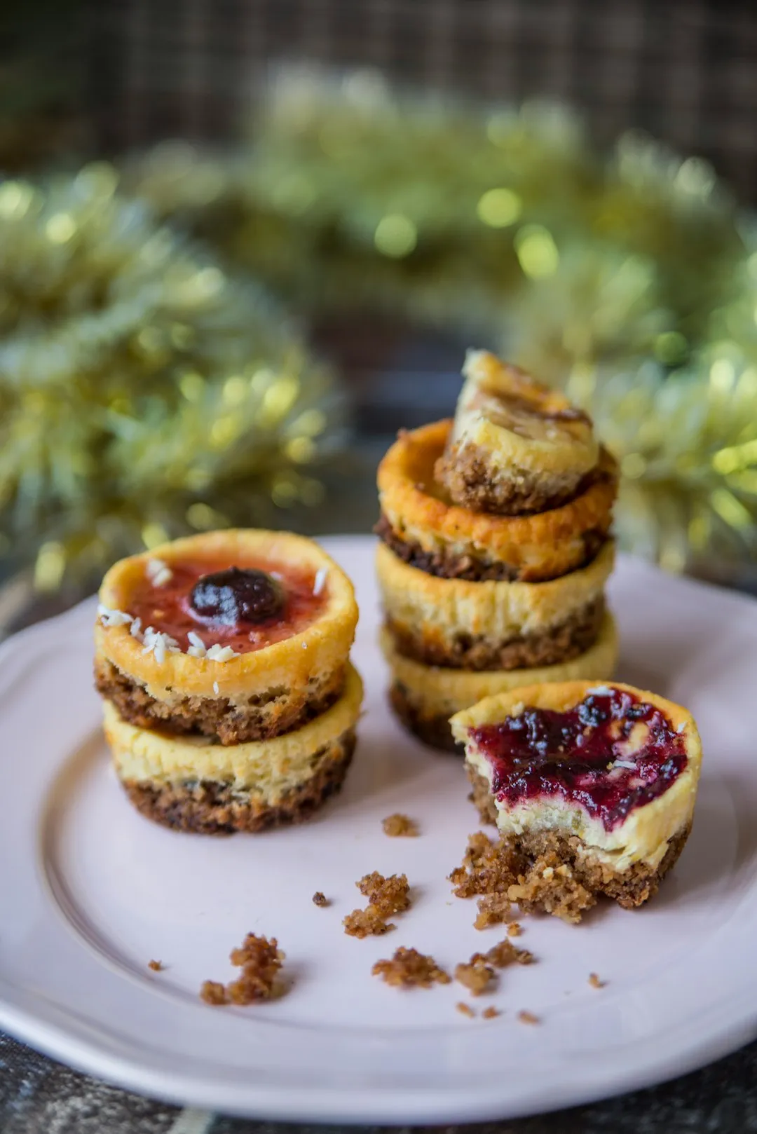 Mini Cheesecakes -- Creative Serving Ideas for Any Occasion Mini Cheesecakes