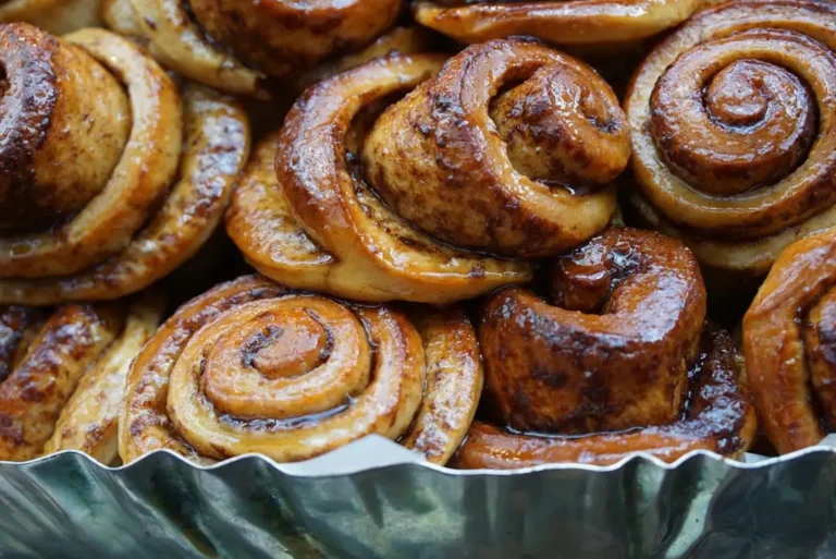 pecan cinnamon buns